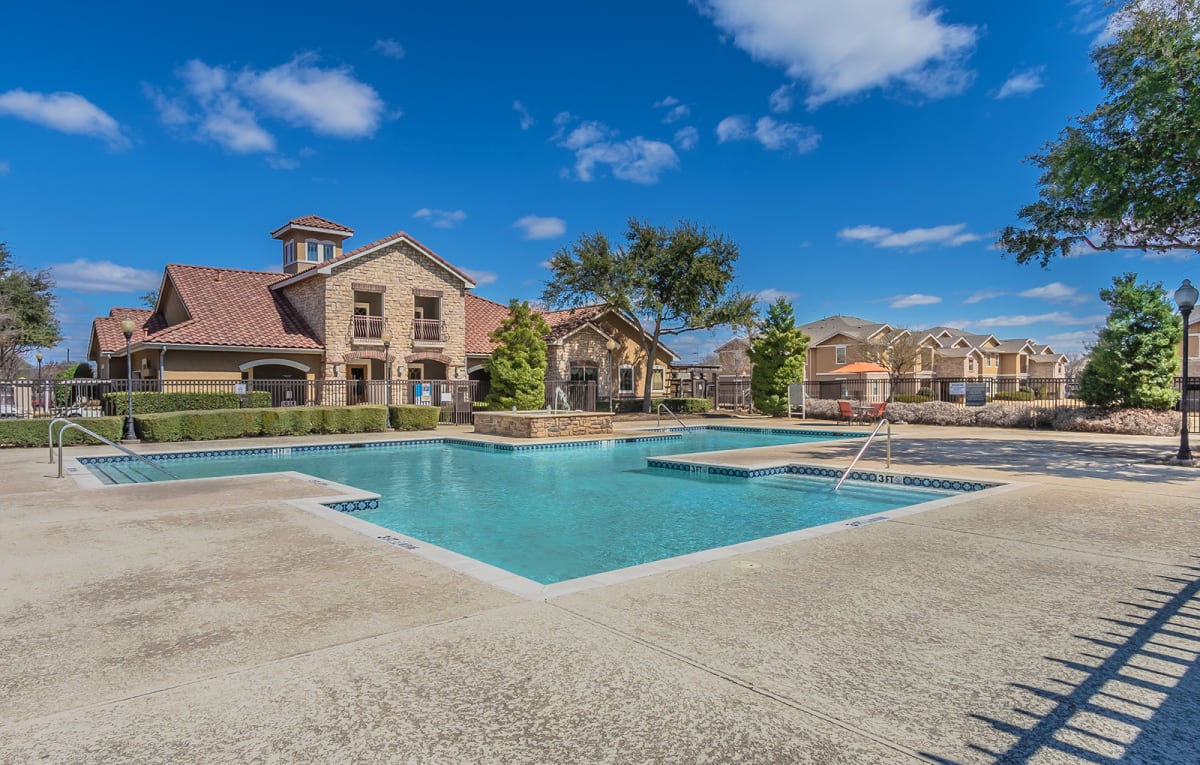Photos of Rosemont at Mayfield Villas in Arlington, TX